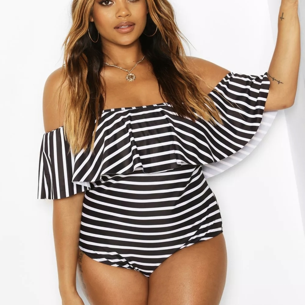 PLUS STRIPE OFF THE SHOULDER RUFFLE SWIMSUIT size 16